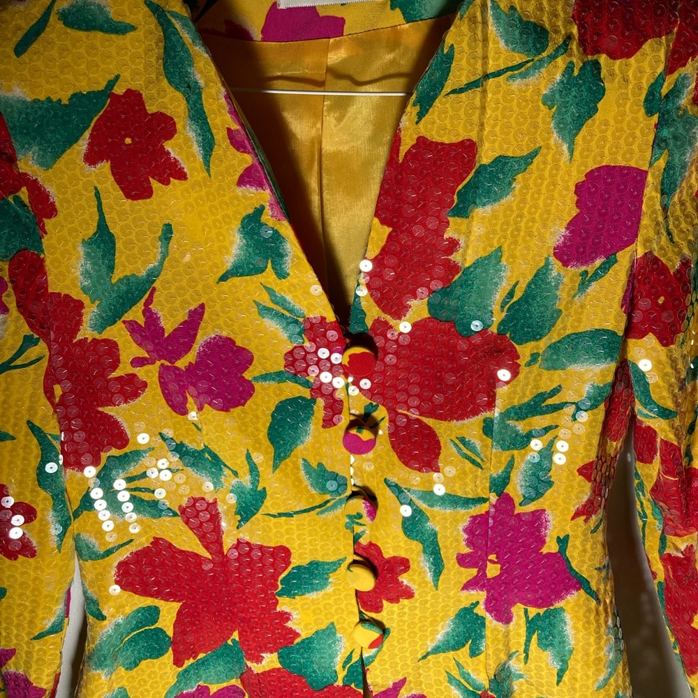 Albert Nixon 2piece silk/sequins floral ladies suit.